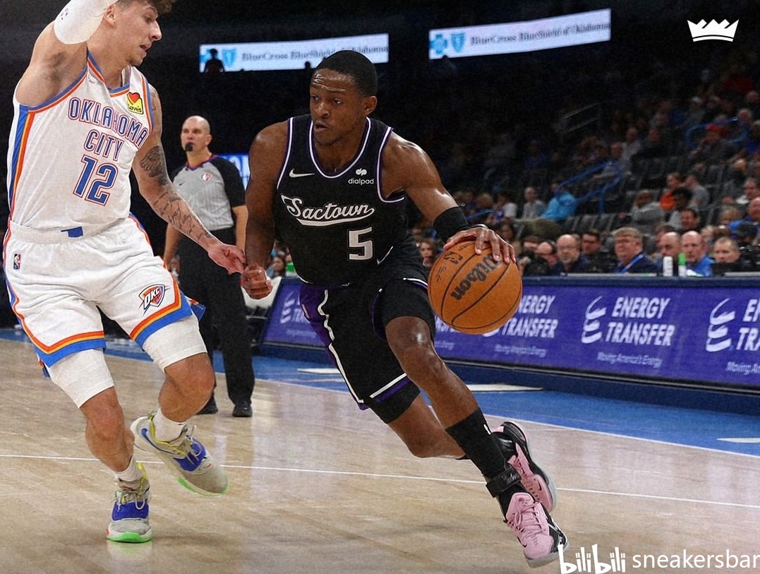 在绿茵场上 在绿茵场上