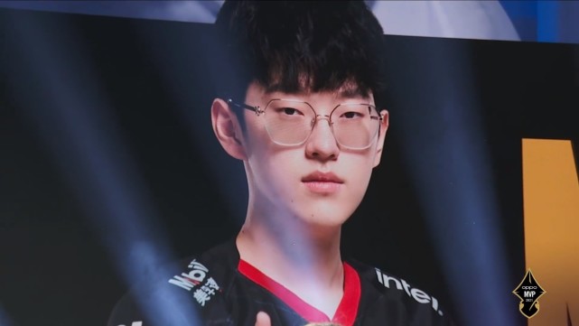 為巴塞羅那 為巴塞羅那