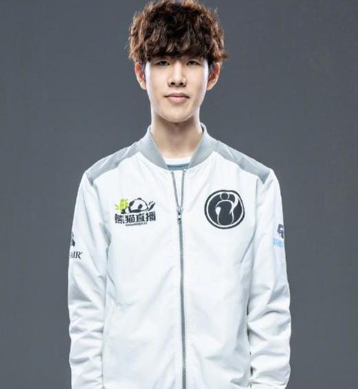 度与细腻并 度与细腻并